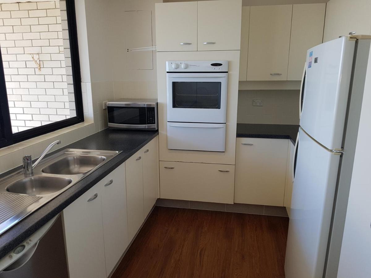 Burgess @ Kings Beach Apartments กาเลาดรา ภายนอก รูปภาพ