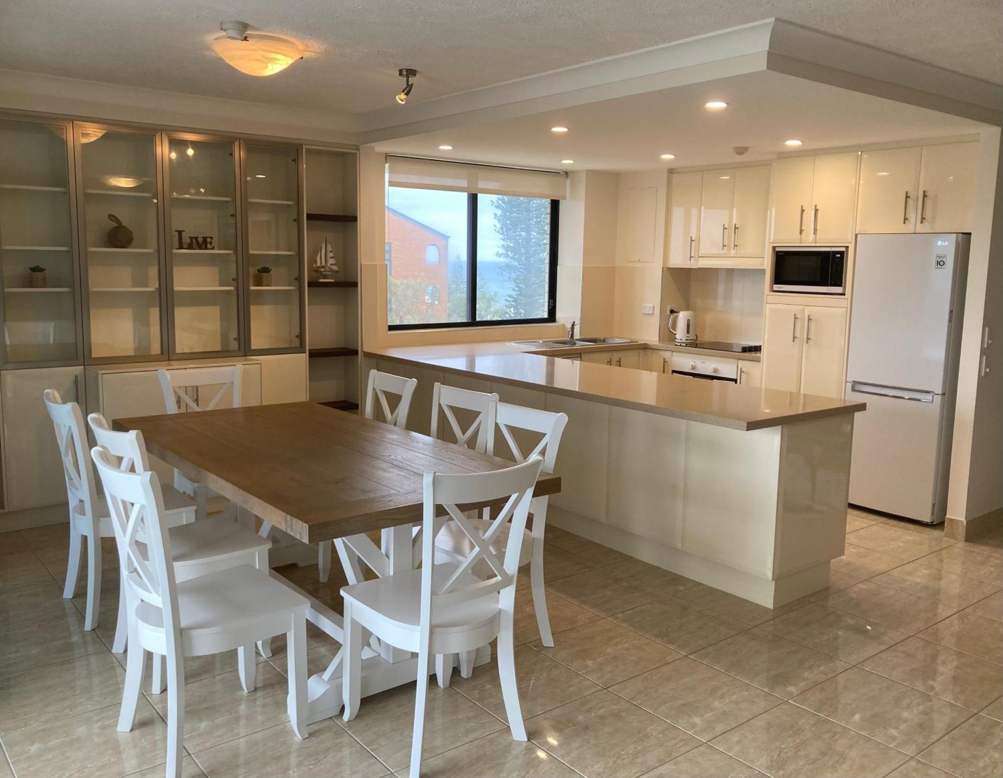 Burgess @ Kings Beach Apartments กาเลาดรา ภายนอก รูปภาพ