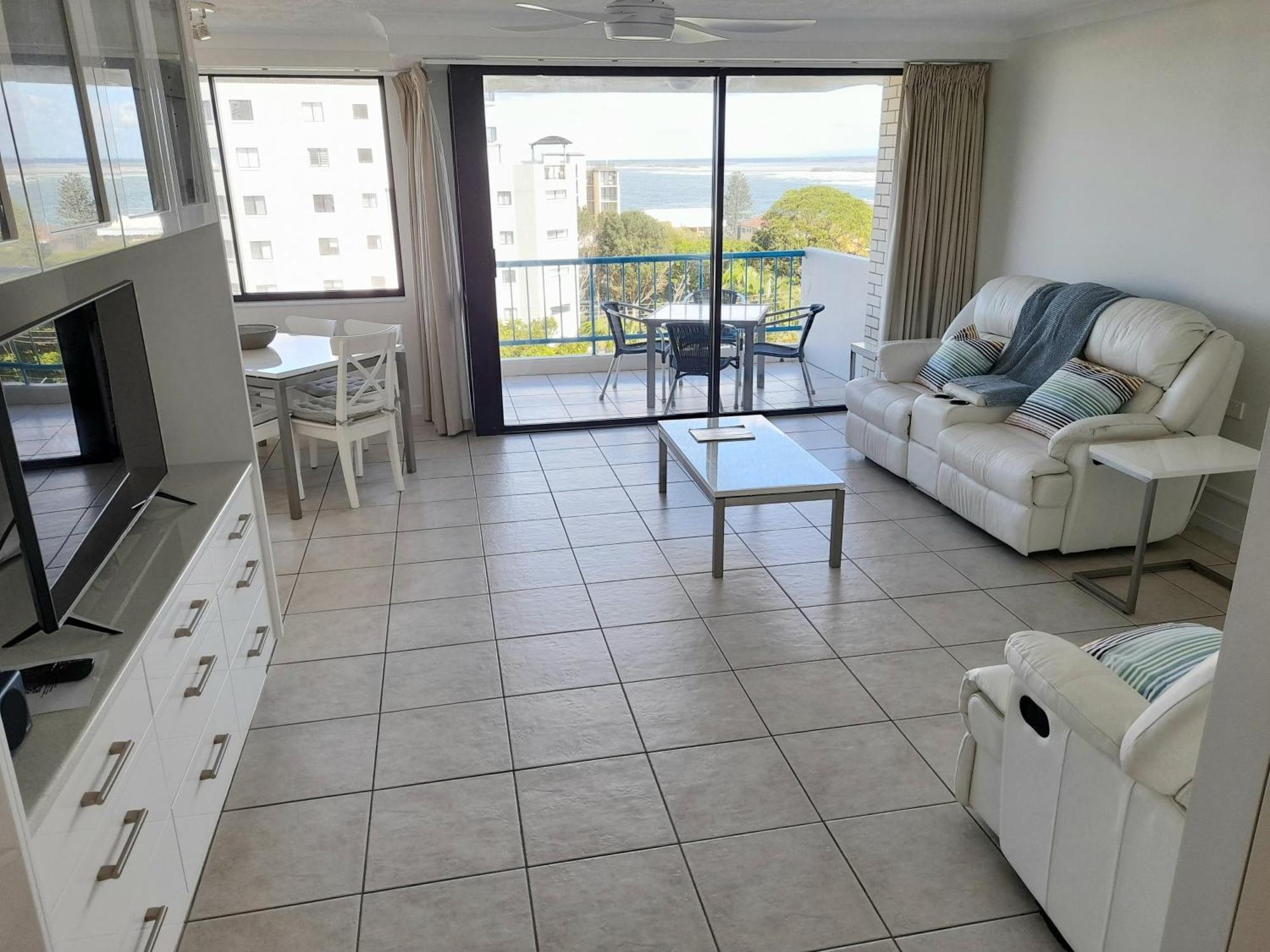Burgess @ Kings Beach Apartments กาเลาดรา ภายนอก รูปภาพ
